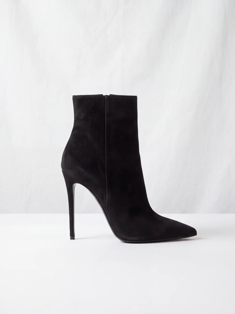 ALLEGRA | Botines de Tacón Fino en Ante