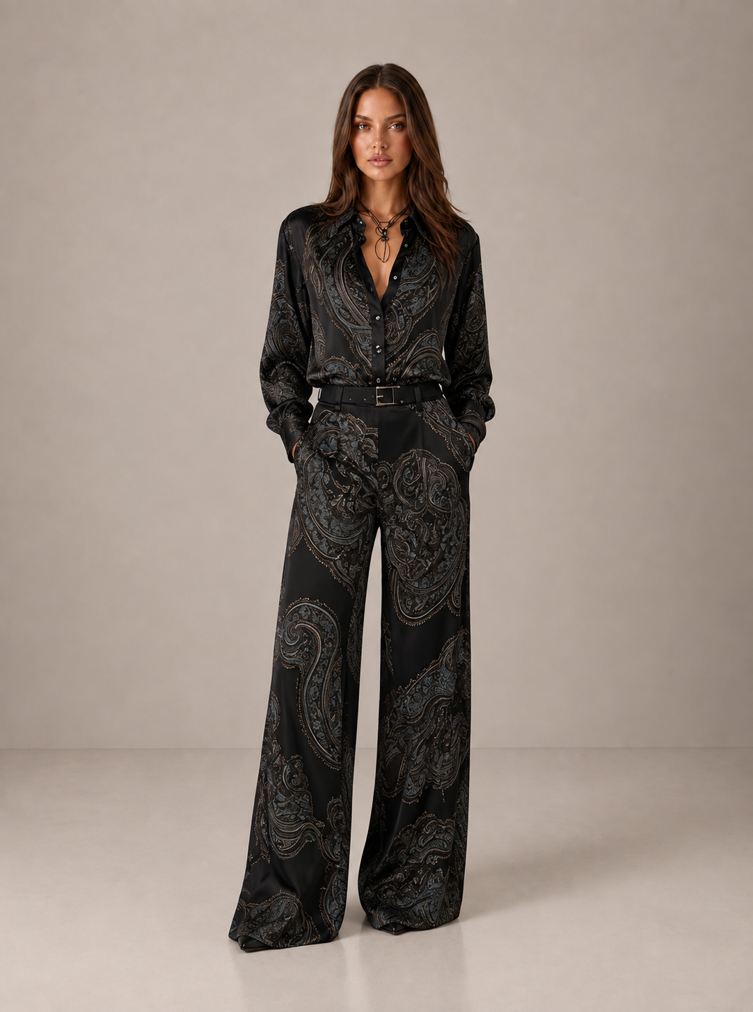 AMARA | Conjunto completo satén estampado paisley