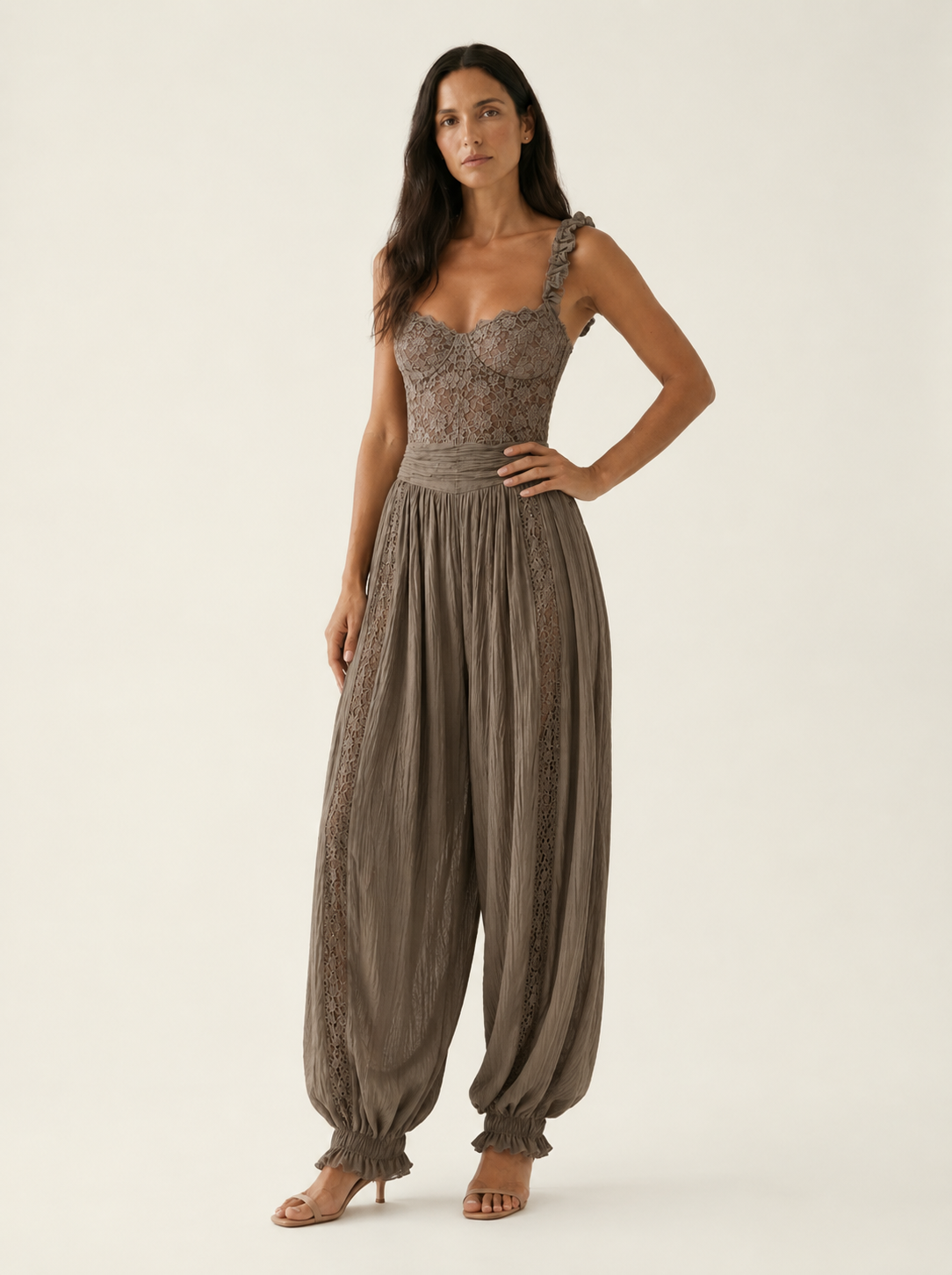 VALERIA | Mono Boho de Encaje