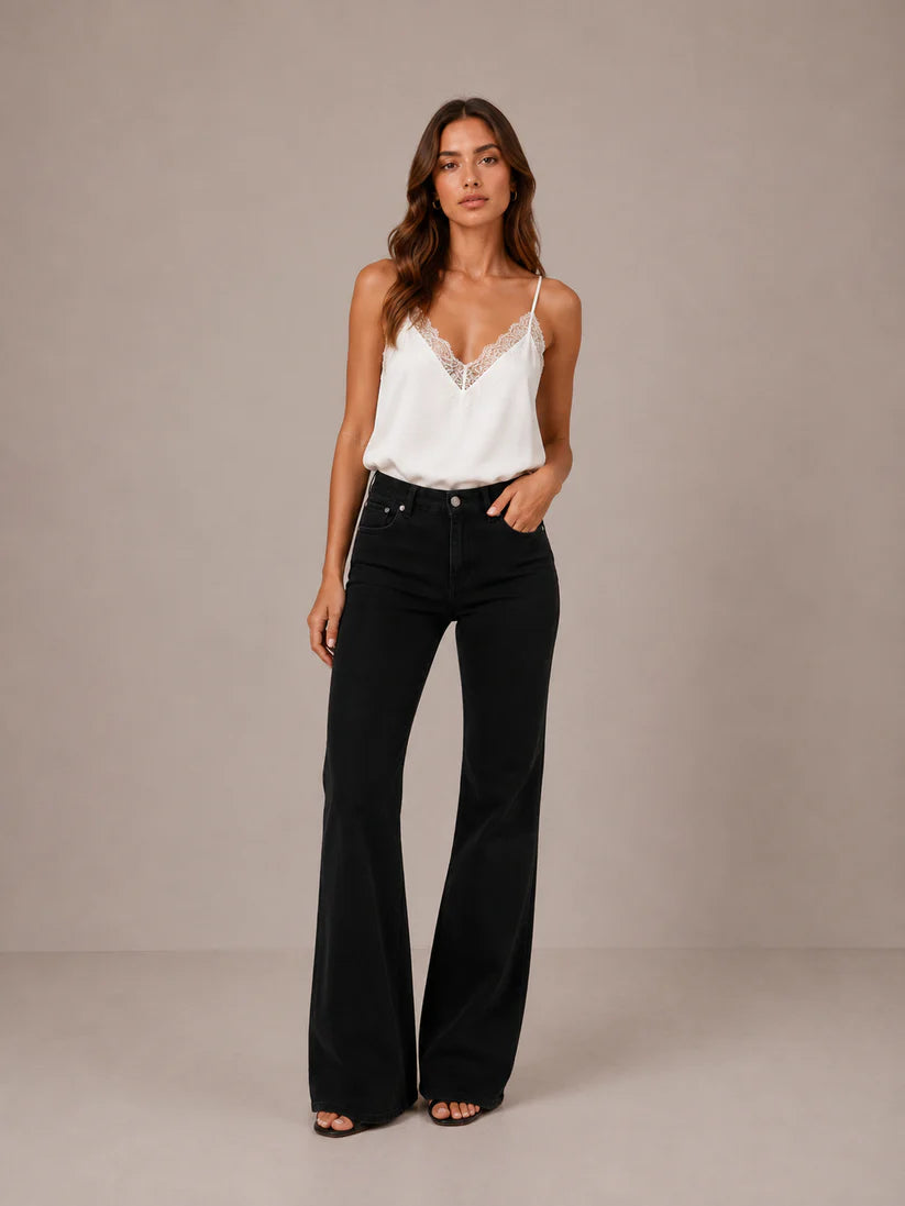 LAIA | Top satinado con detalle de encaje