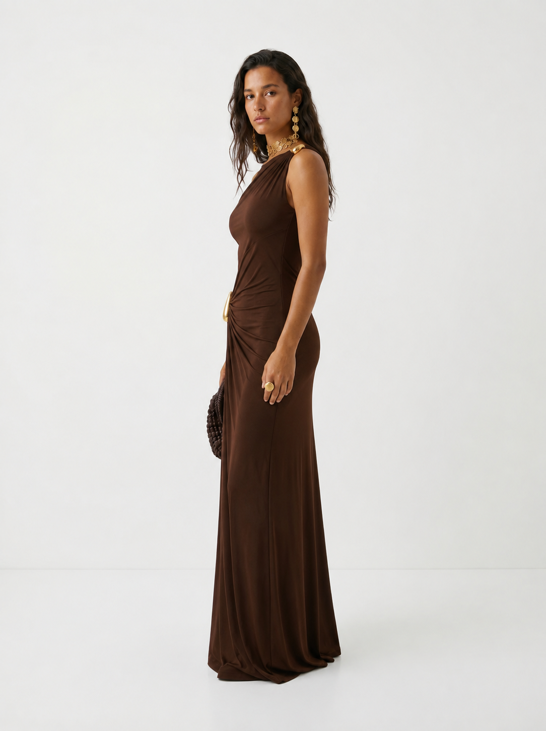CINTHIA | Vestido elegante con enganches dorados