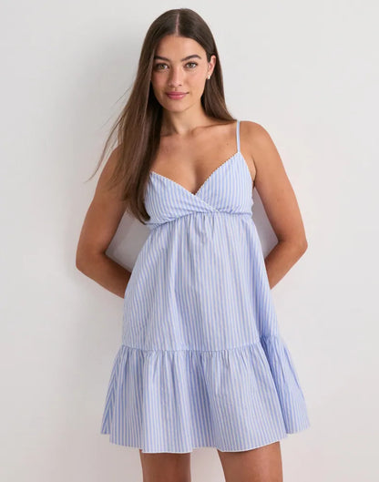 LUCÍA | Vestido con detalles de encaje