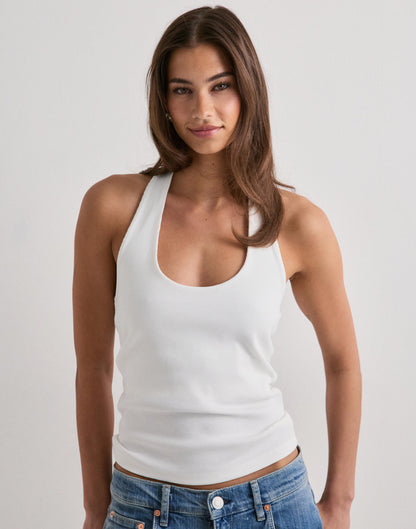 ALMA | Top con cuello halter